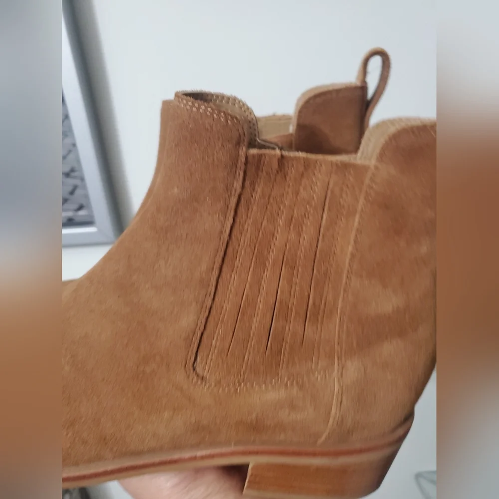 Vaneli Tan Leather Boots - Picture 7 of 10